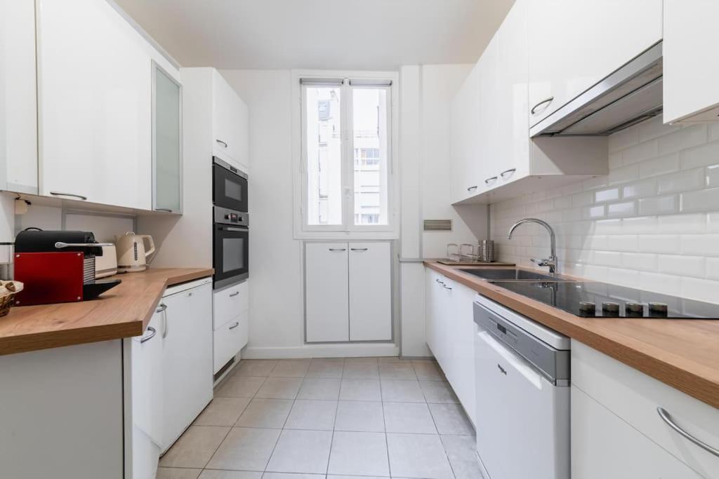 Haussmannian Apartment, Near Champs-Elysees Parigi Esterno foto